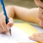 شاید کودک شما هم اختلال یادگیری در نوشتن داشته باشد